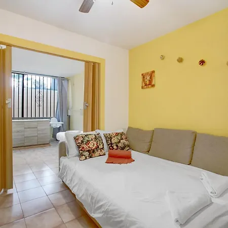 Feel Like Home Apartment *